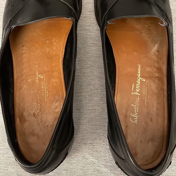 Salvatore Ferragamo Slip On Tassle Leather Loafers with original shoe box very n - Picture 6 of 12
